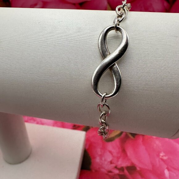 Tiffany & Co. Sterling Silver Infinity Bracelet. - Picture 6 of 15